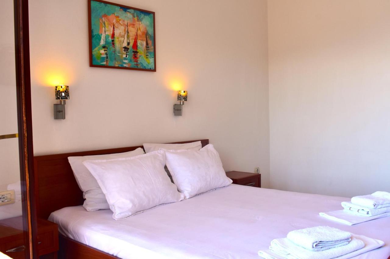 Apartments Aga Улцин Екстериор снимка