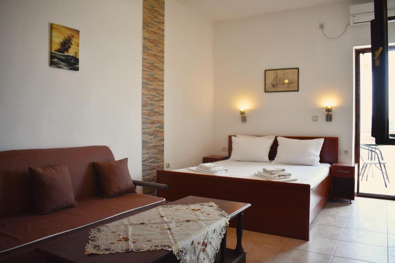 Apartments Aga Улцин Екстериор снимка