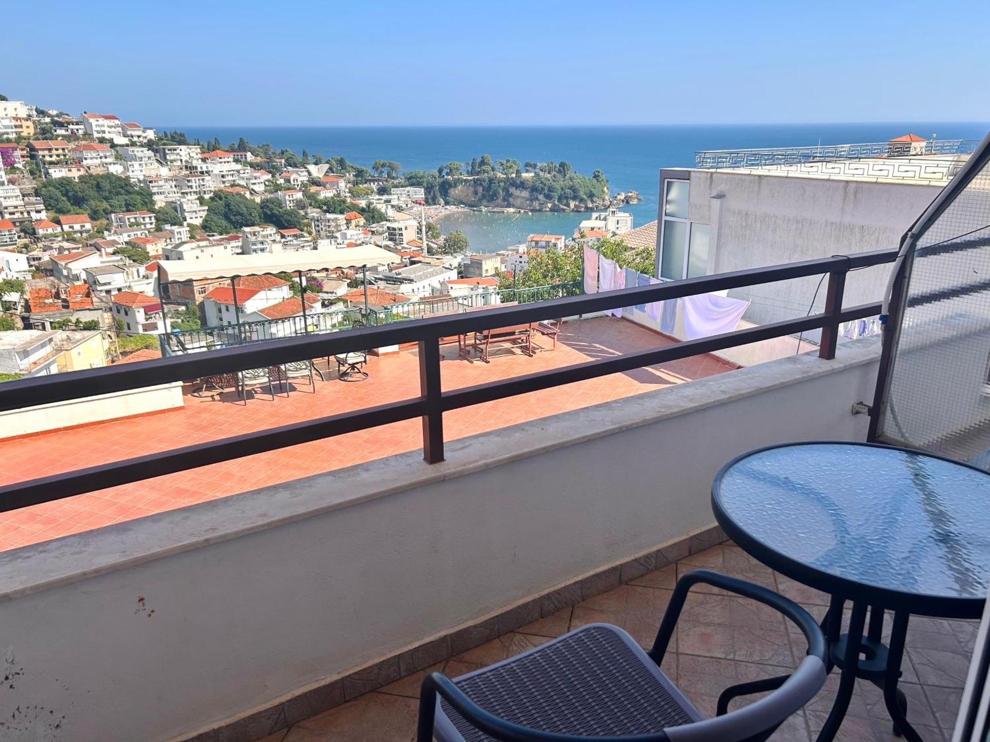 Apartments Aga Улцин Екстериор снимка