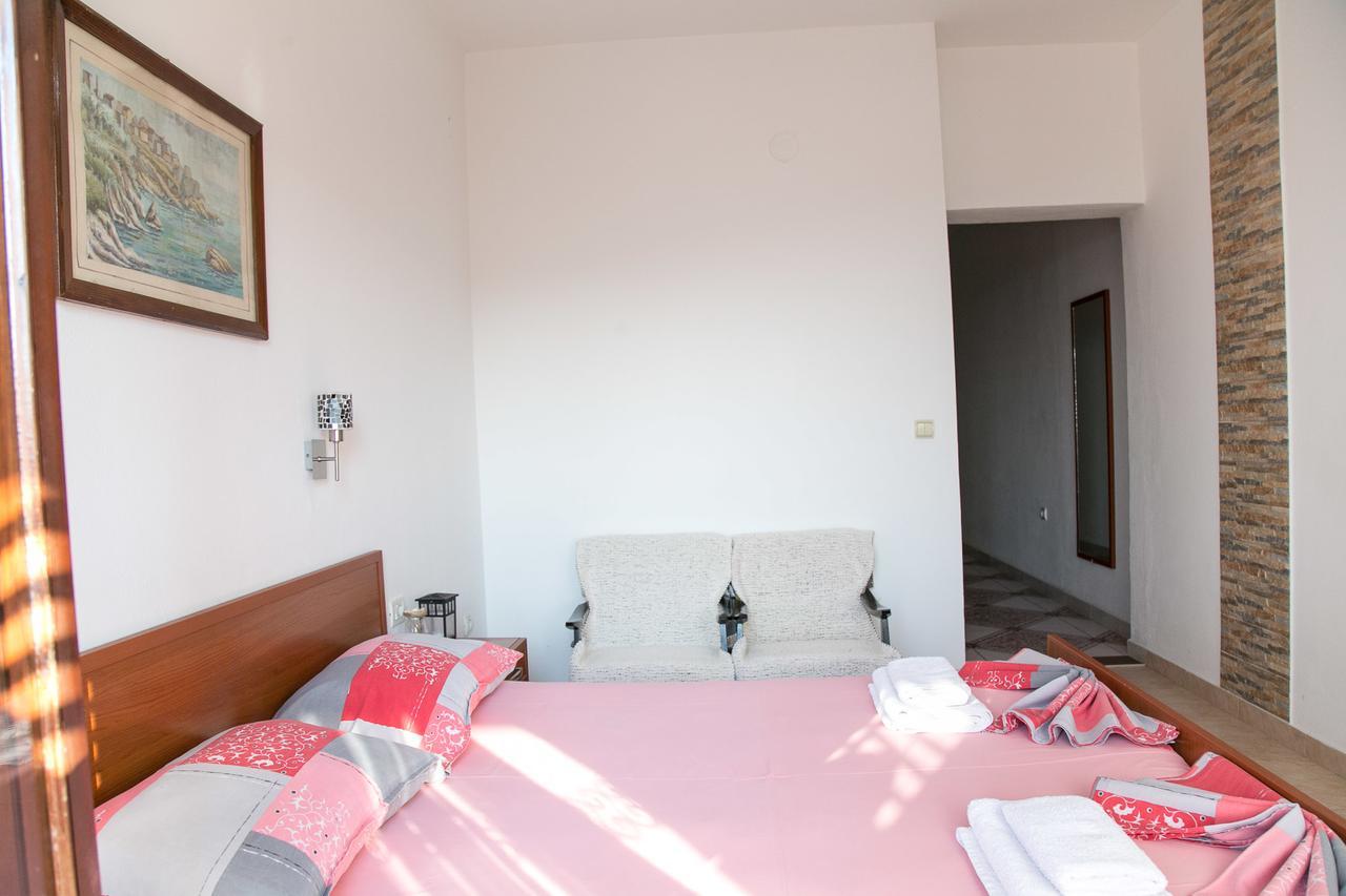 Apartments Aga Улцин Екстериор снимка