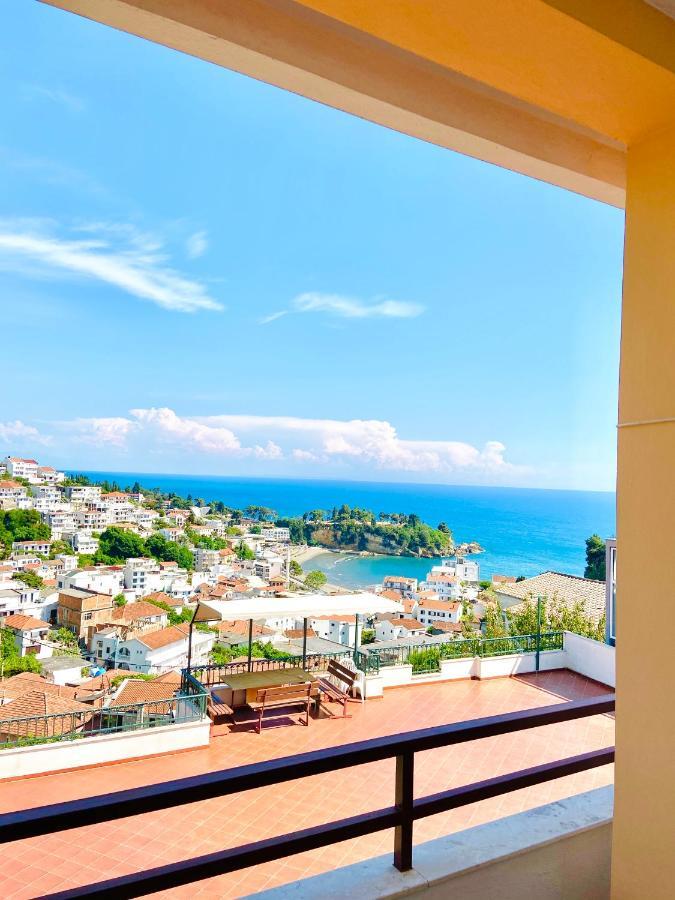 Apartments Aga Улцин Екстериор снимка